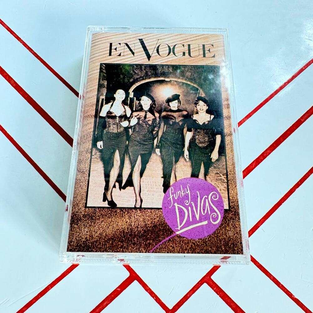 Vintage 1992 En Vogue Funky Divas Cassette Tape EastWest R&B Album